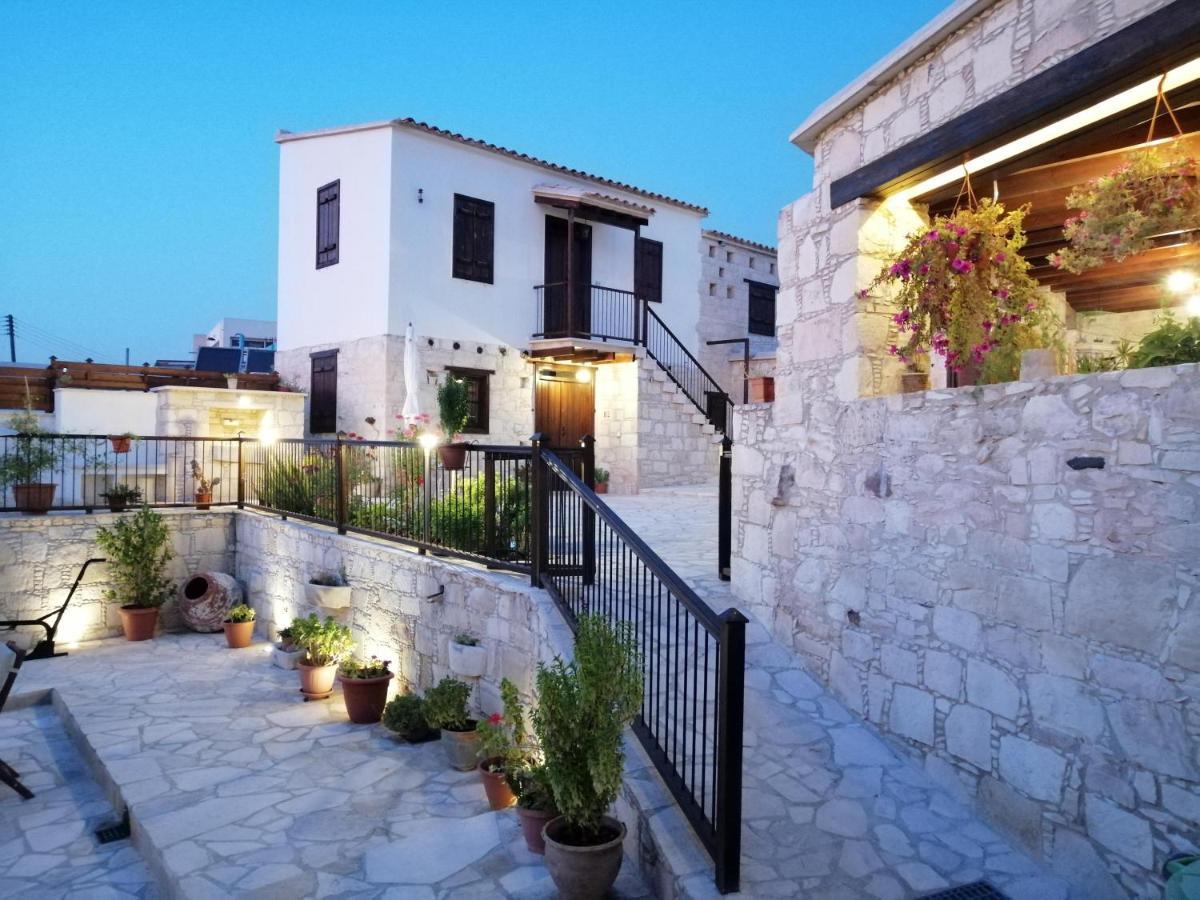 Olympia Traditional Houses מראה חיצוני תמונה