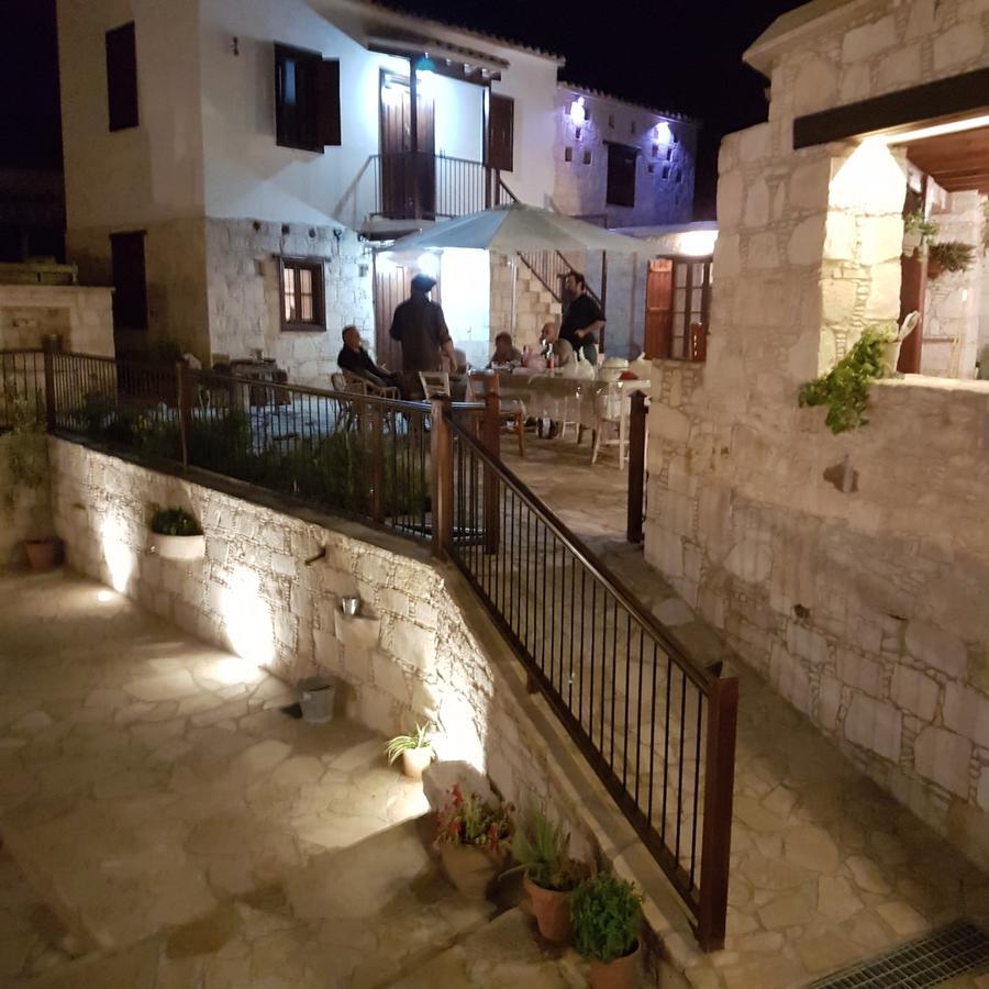 Olympia Traditional Houses מראה חיצוני תמונה