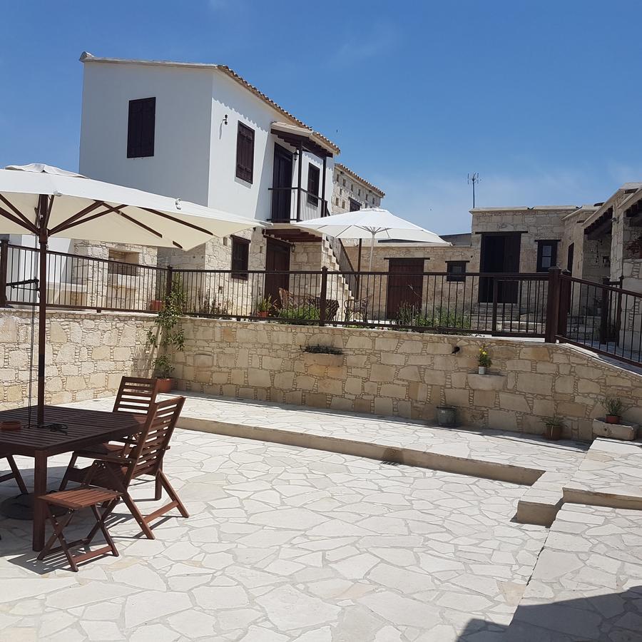 Olympia Traditional Houses מראה חיצוני תמונה