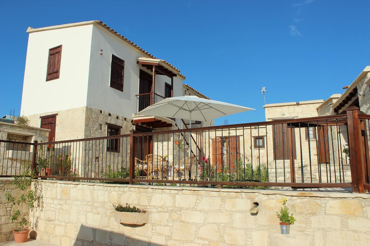 Olympia Traditional Houses מראה חיצוני תמונה