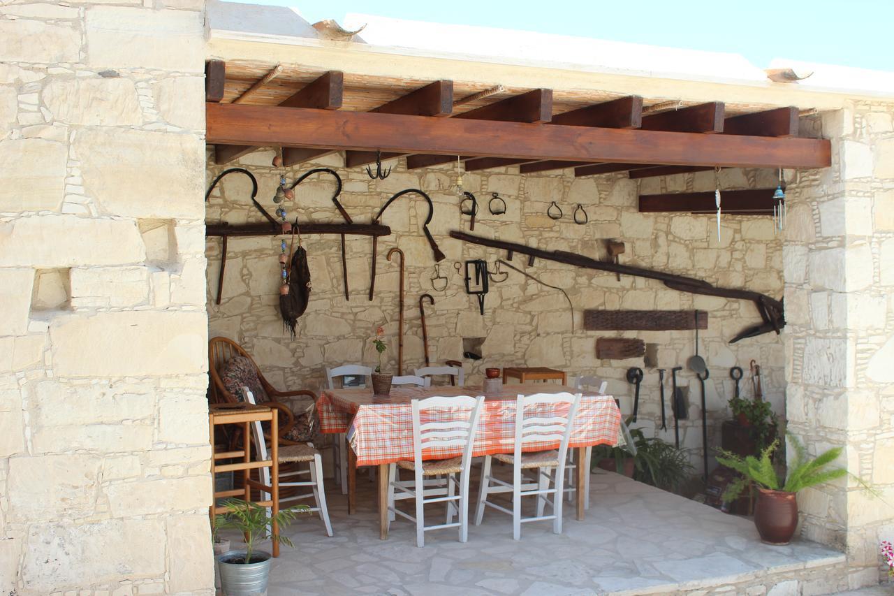 Olympia Traditional Houses מראה חיצוני תמונה